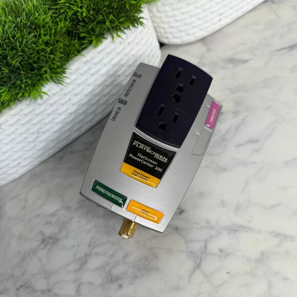 Monster Flatscreen Powercenter Power Center 200 Coax Cable Phone Surge Protector - Picture 2 of 7